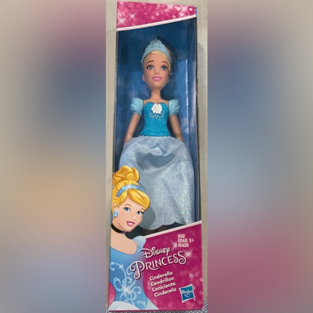 Disney Princess CINDERELLA Doll Hasbro Doll Hasbro 2017 NIB